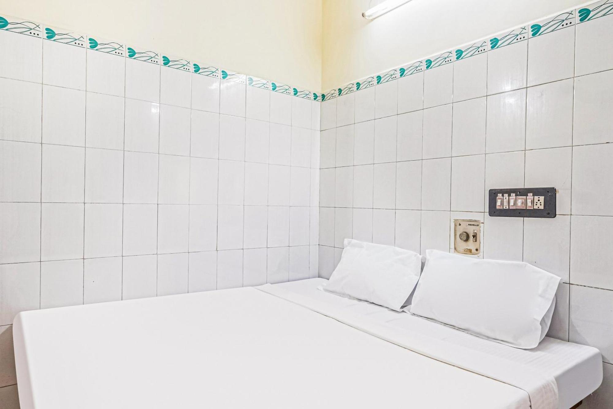 Spot On Venkata Sai Residency Hotel Tirupati Exterior foto